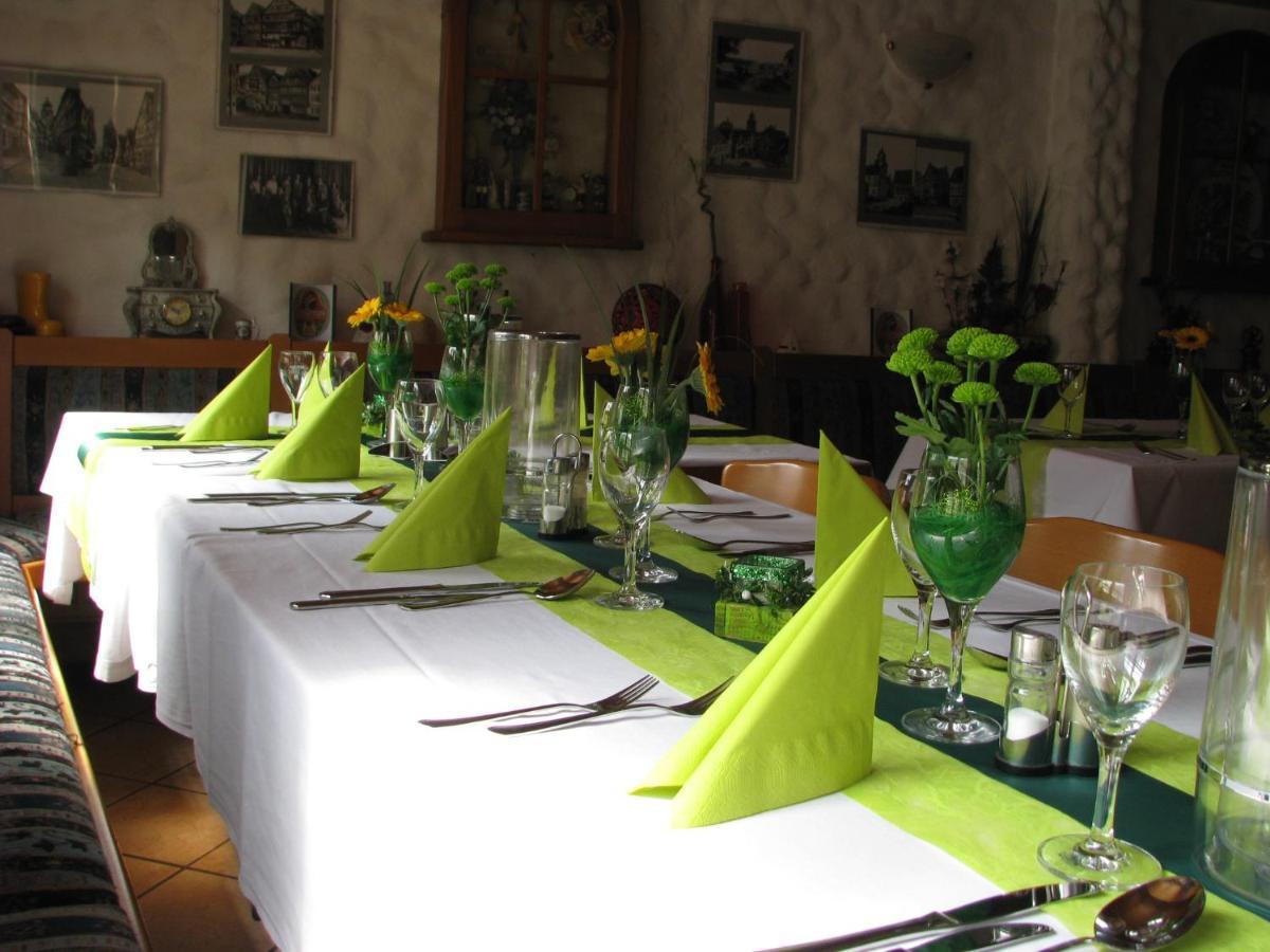 Restaurant / Pension Mainzer Tor Альсфельд Экстерьер фото