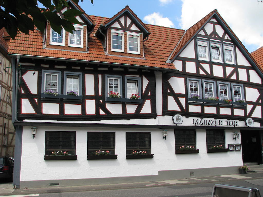 Restaurant / Pension Mainzer Tor Альсфельд Экстерьер фото
